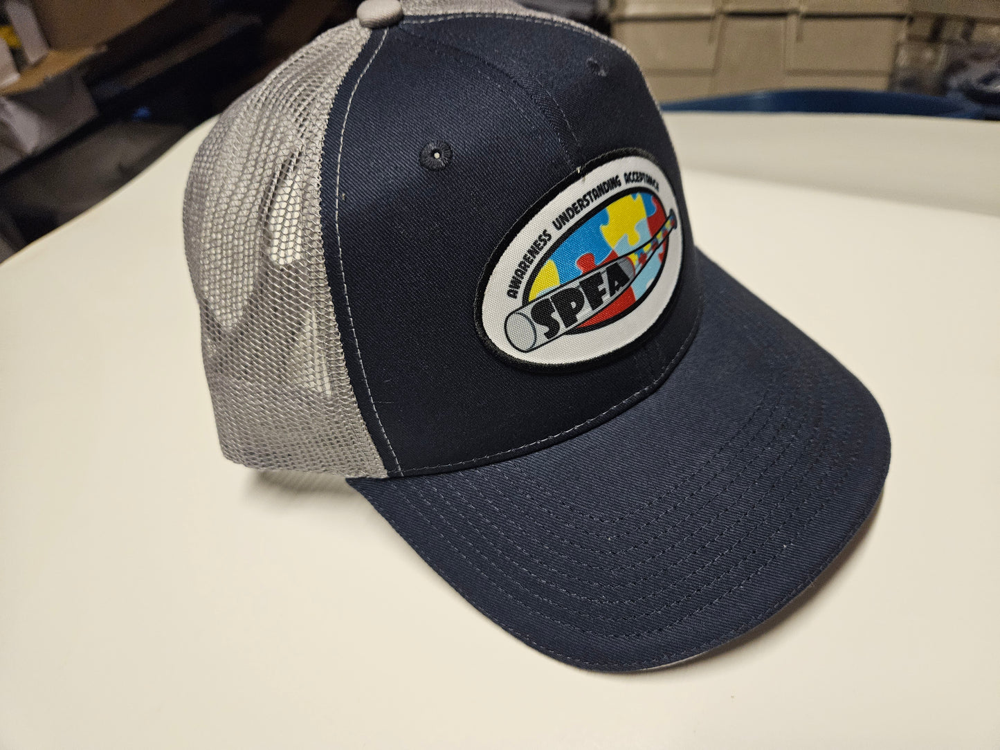 Trucker hat - velcro back